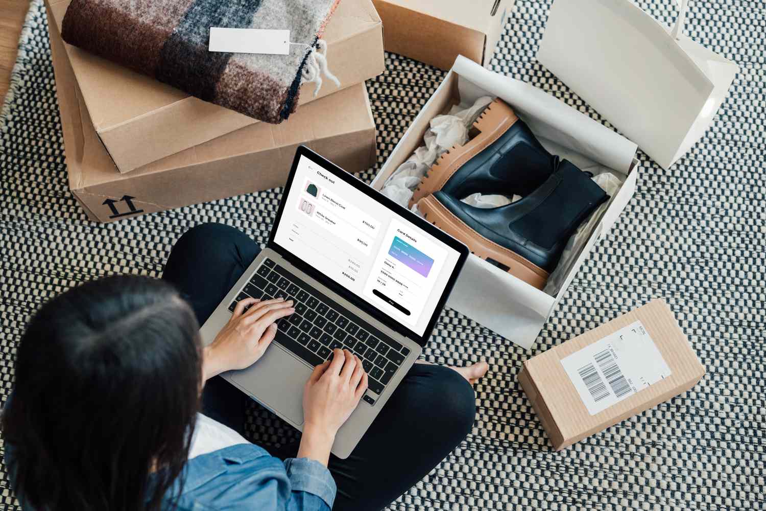 چگونه با رایانه یک کسب‌وکار آنلاین راه‌اندازی کنیم؟